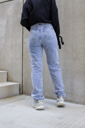 025dfe50 cd83 46d9 9937 618e337a289c