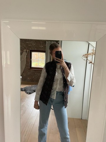 826fe5f7 f487 425c 980e 1ae5c0a10b8c